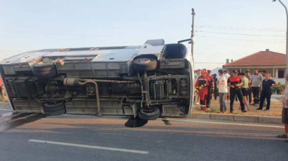 Автобус с 29 россиянами столкнулся с бетономешалкой в Турции